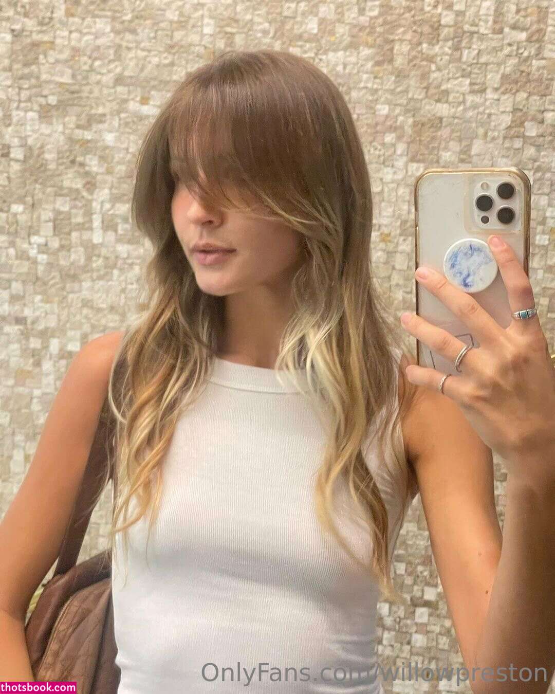 Willow Preston Photo #24