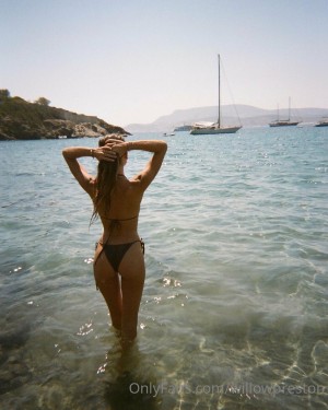 Willow Preston Photo #28