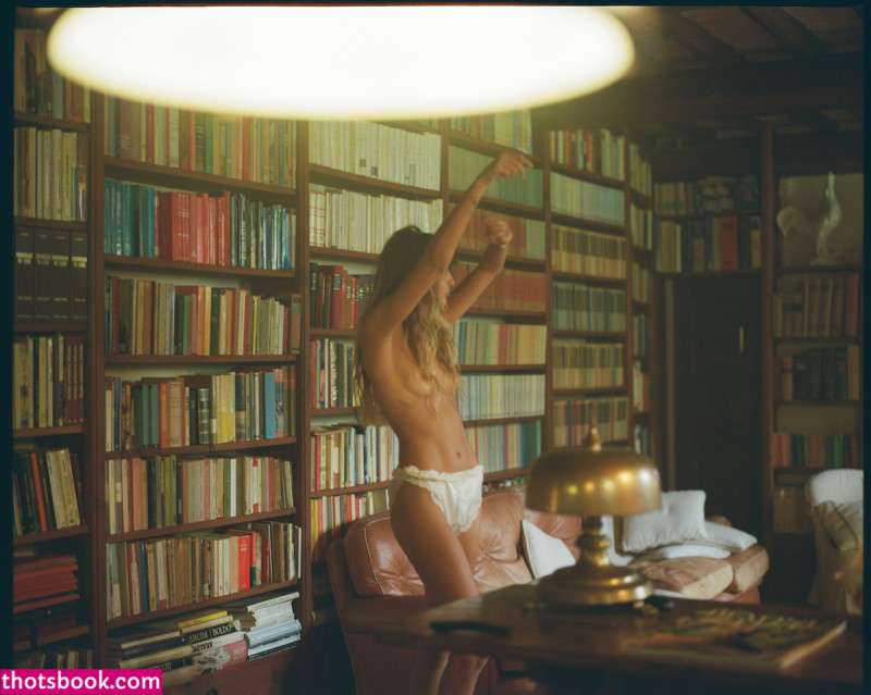 Willow Preston Photo #262