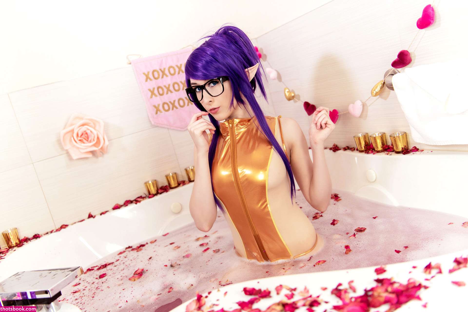 Eroticneko Photo #106