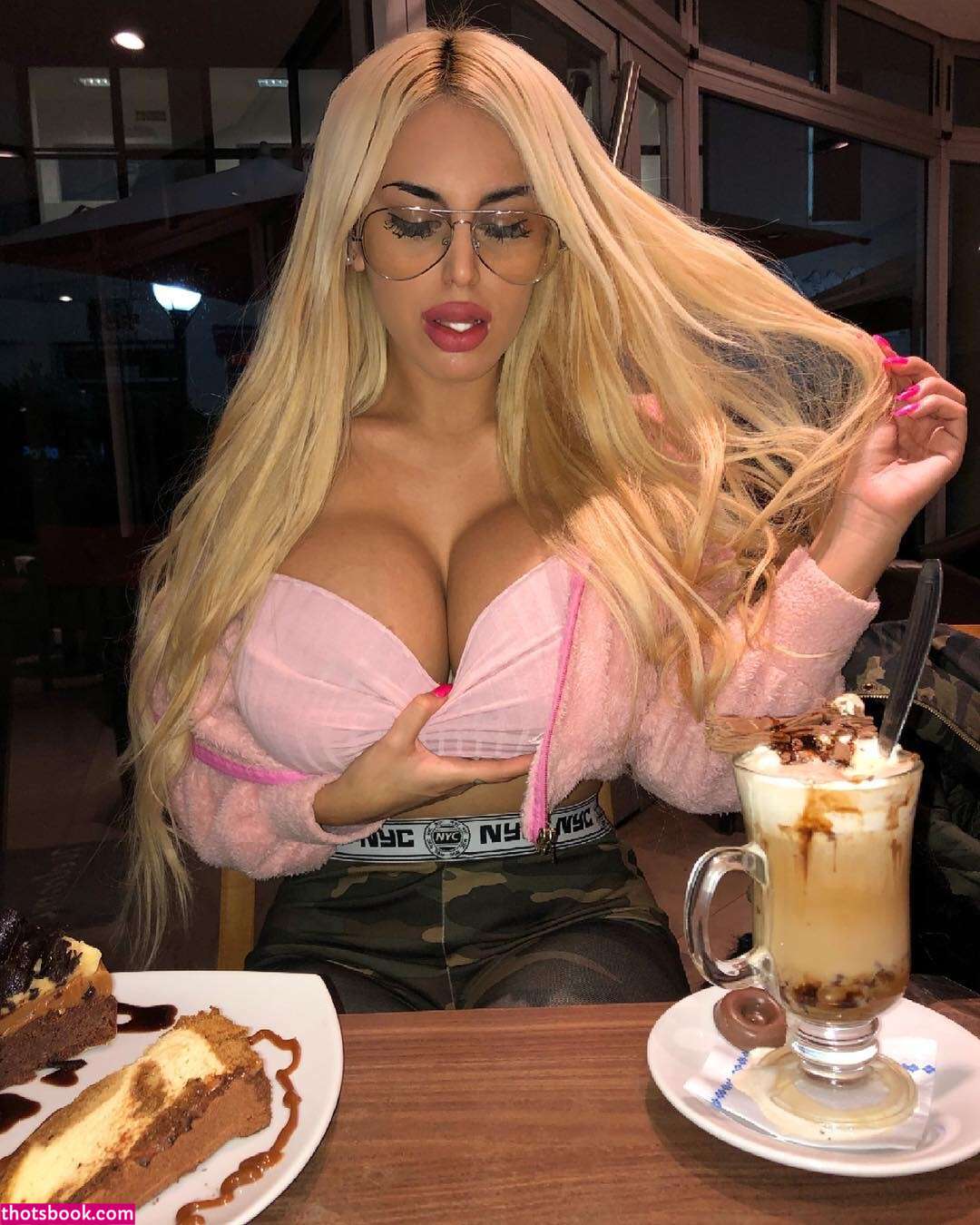 Maria Florencia Photo #18