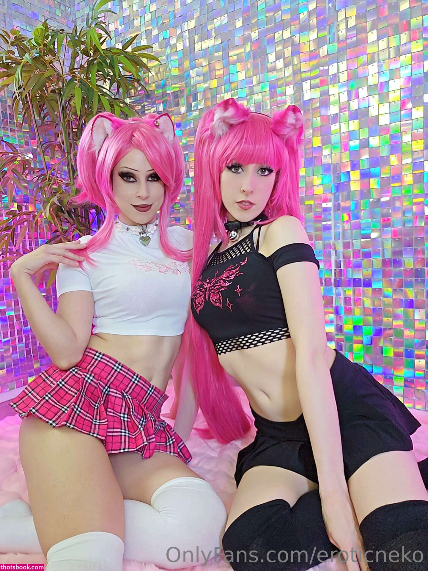 Eroticneko Photo #264