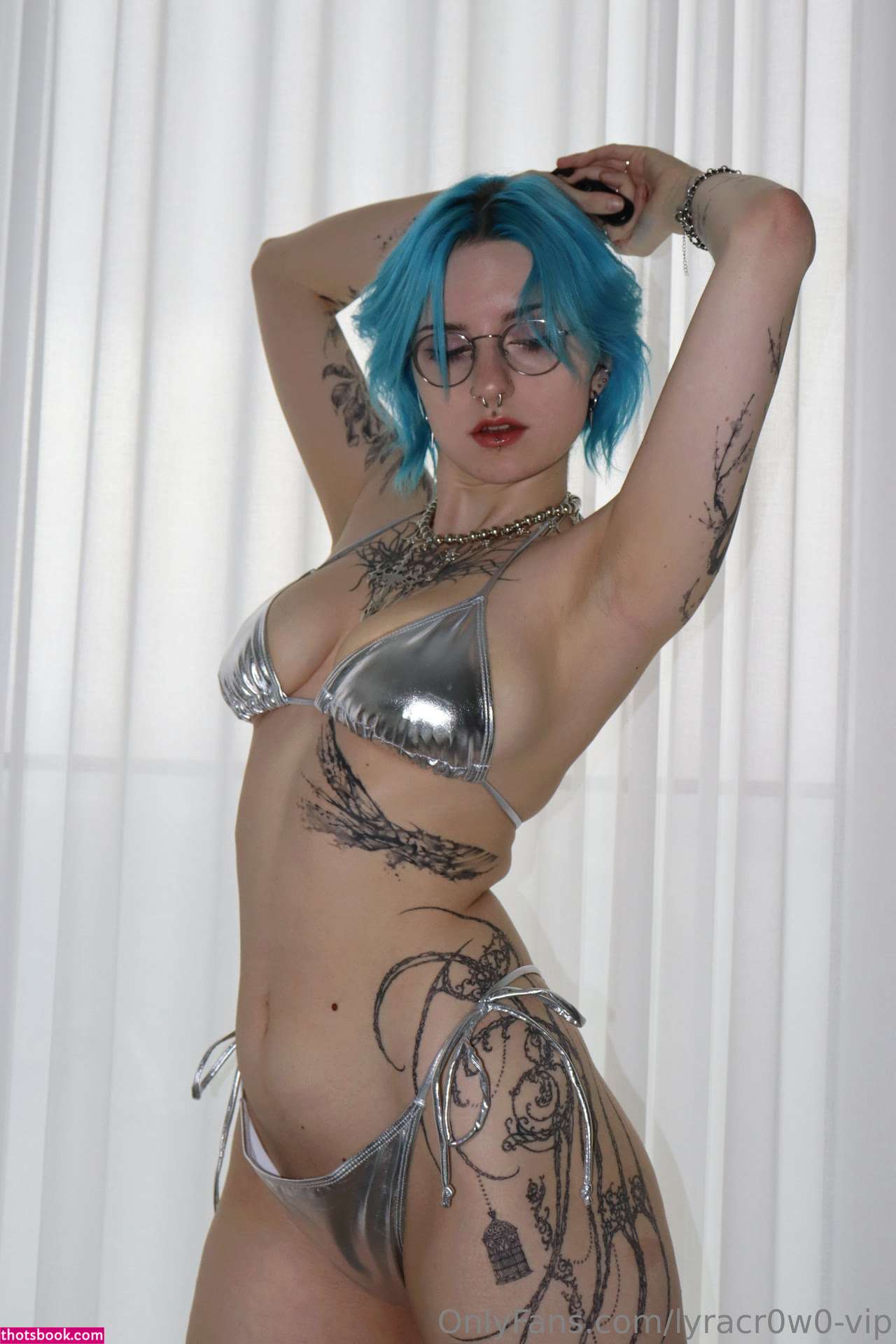 Lyra Crow Photo #499