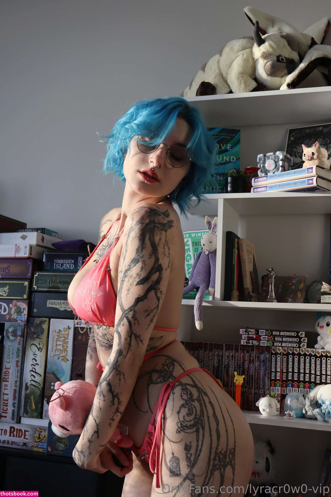 Lyra Crow Photo #532