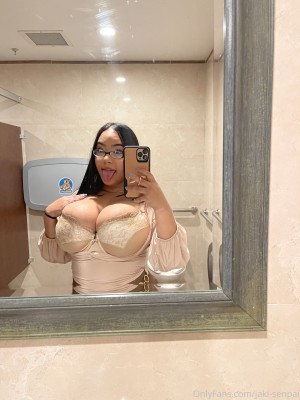 Jaki Senpai Photo #56