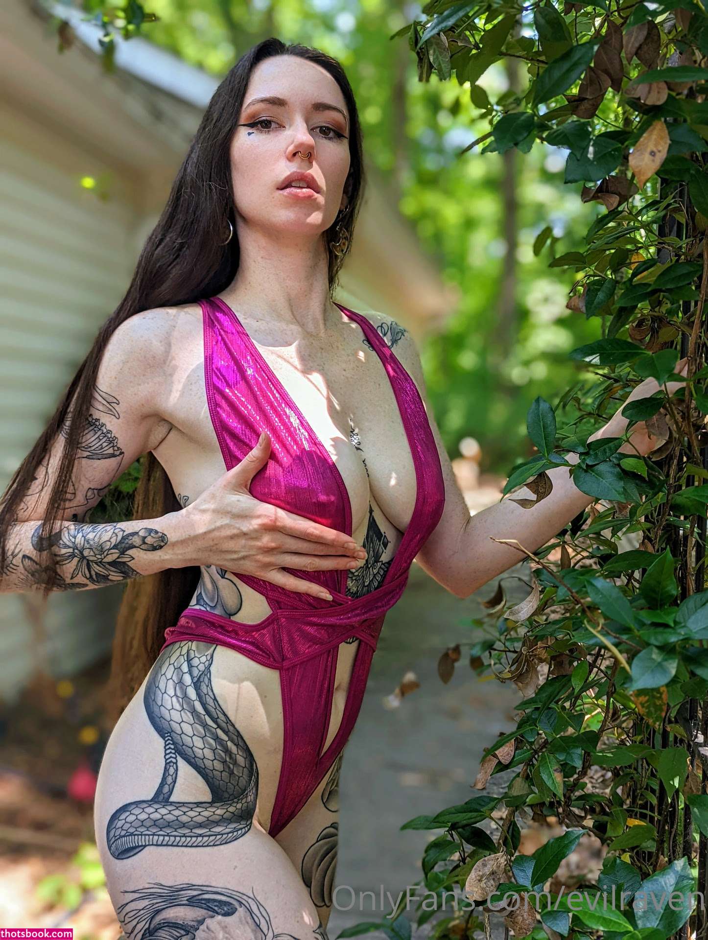 evilraven Photo #124