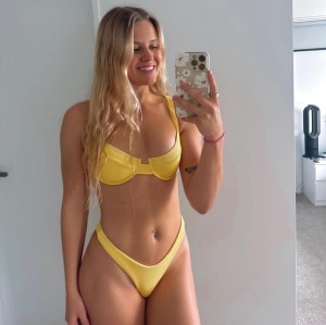 Phoebe Harris Photo #65