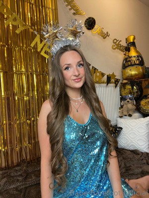 babebarefootofficial Photo #324