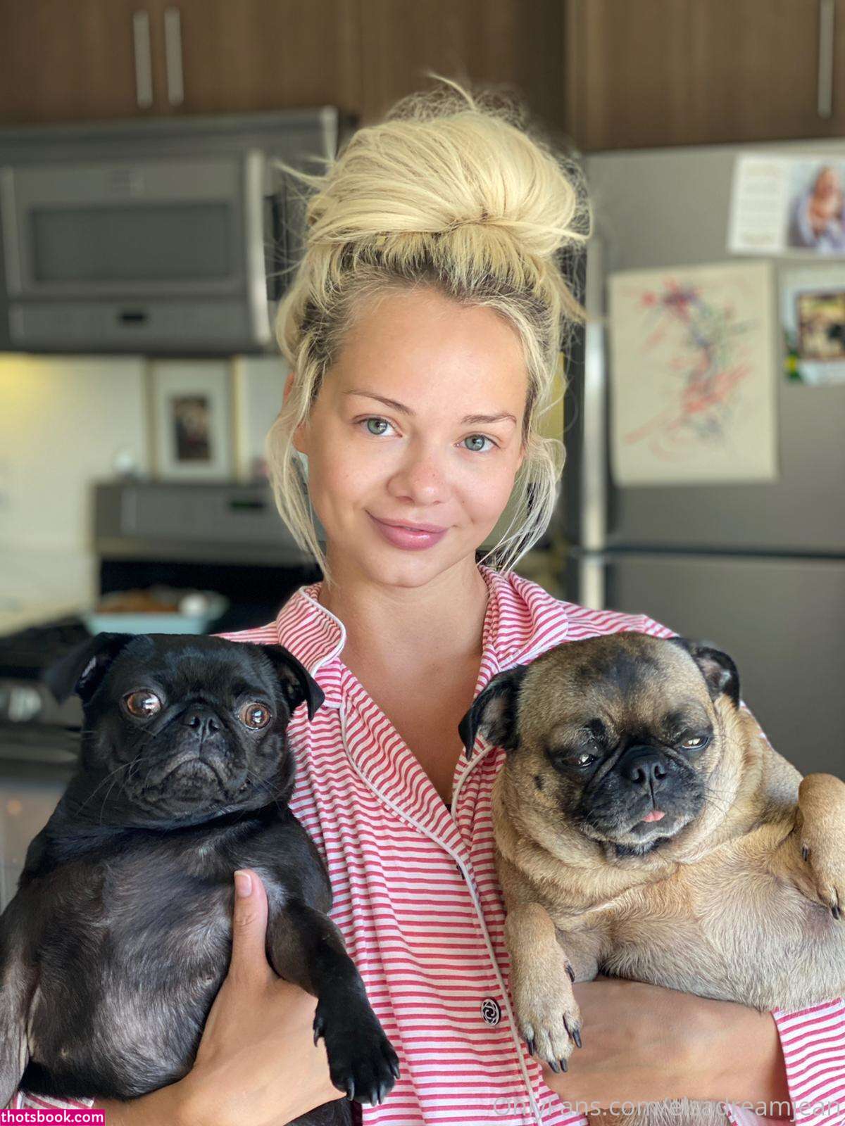 Elsa Jean Photo #525