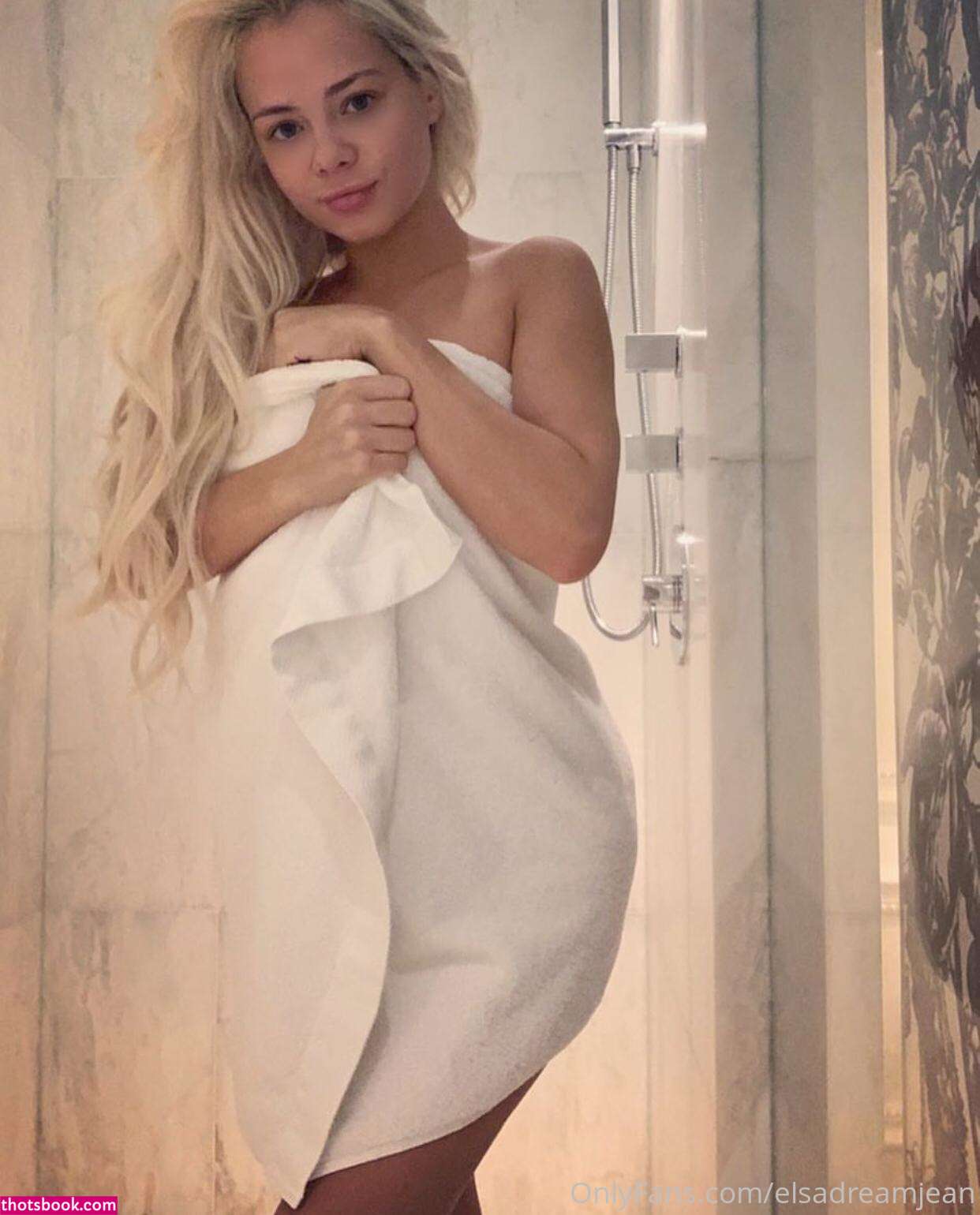 Elsa Jean Photo #529