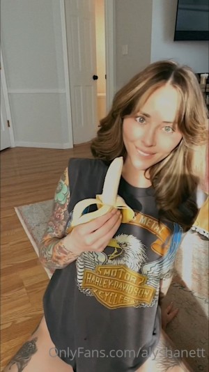 Alysha Nett Post #17