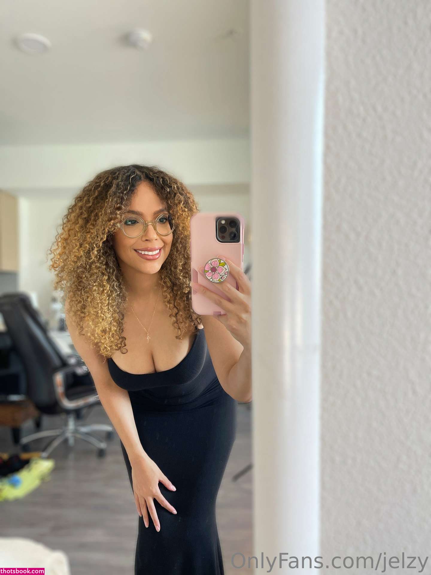 Queenjelz Photo #137