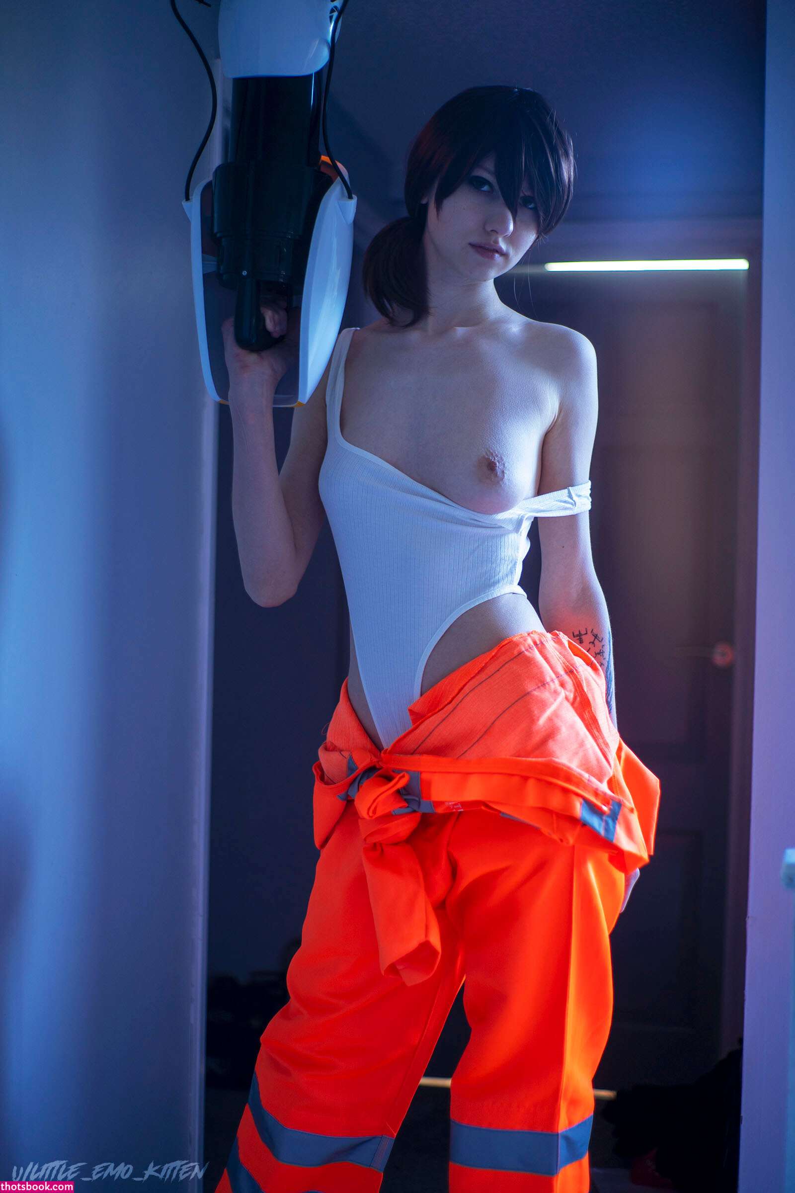 Little Emo Kitten Photo #213