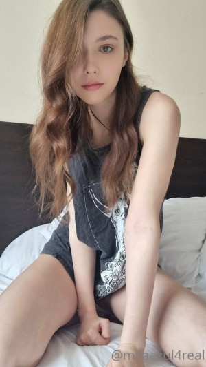 Mila Azul Photo #1143