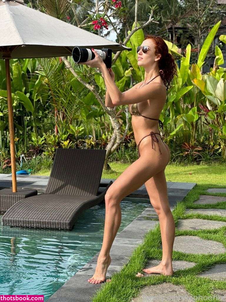 Curly Fenix Photo #6