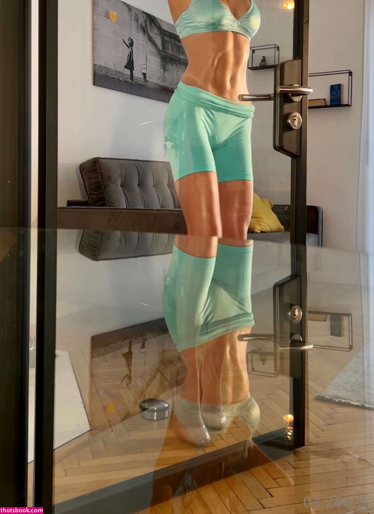 Curly Fenix Photo #16