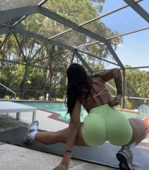 Emily Rinaudo Photo #245