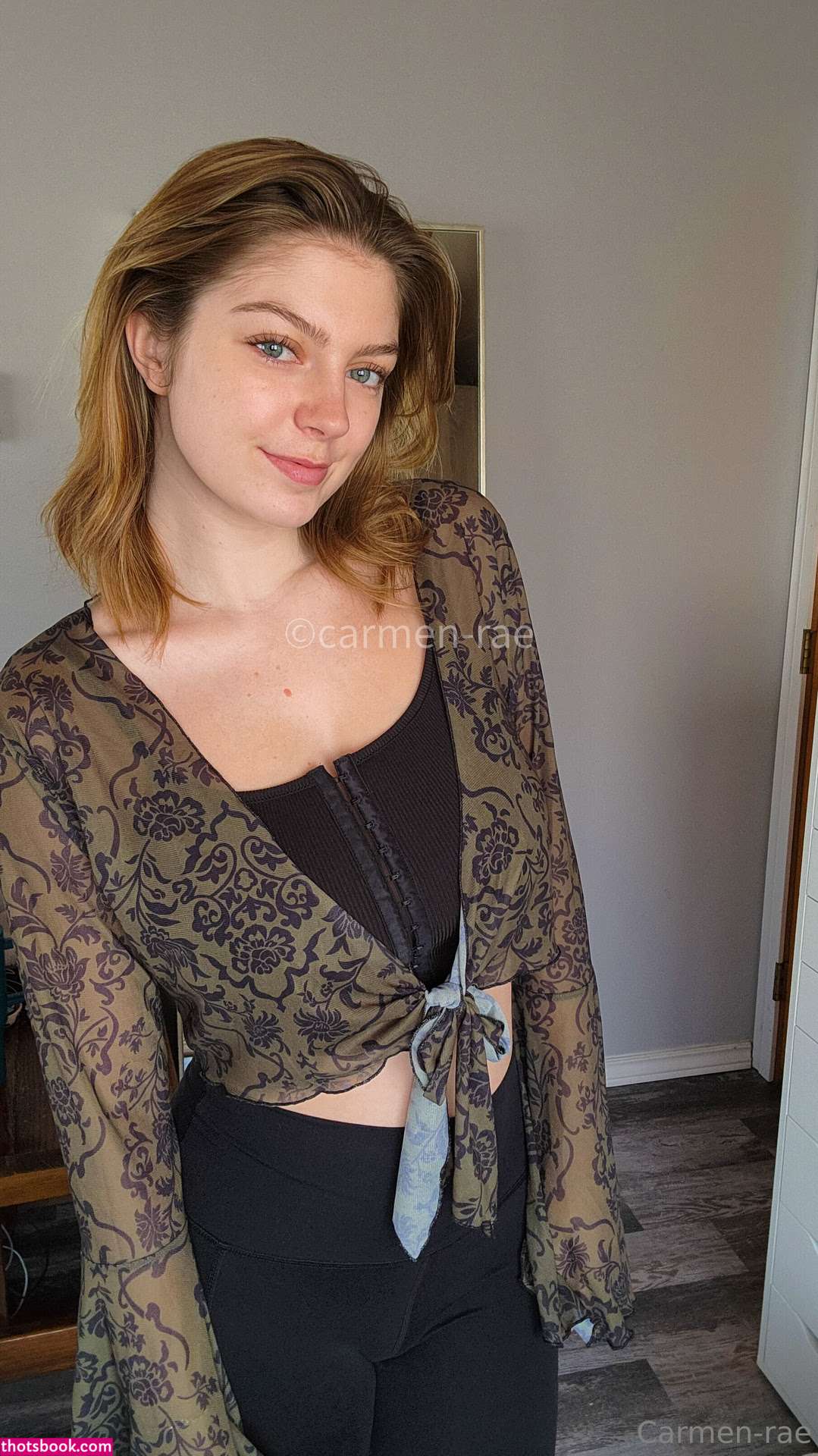 Makoshake Photo #1823