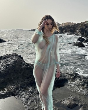 Eva Menta Photo #112