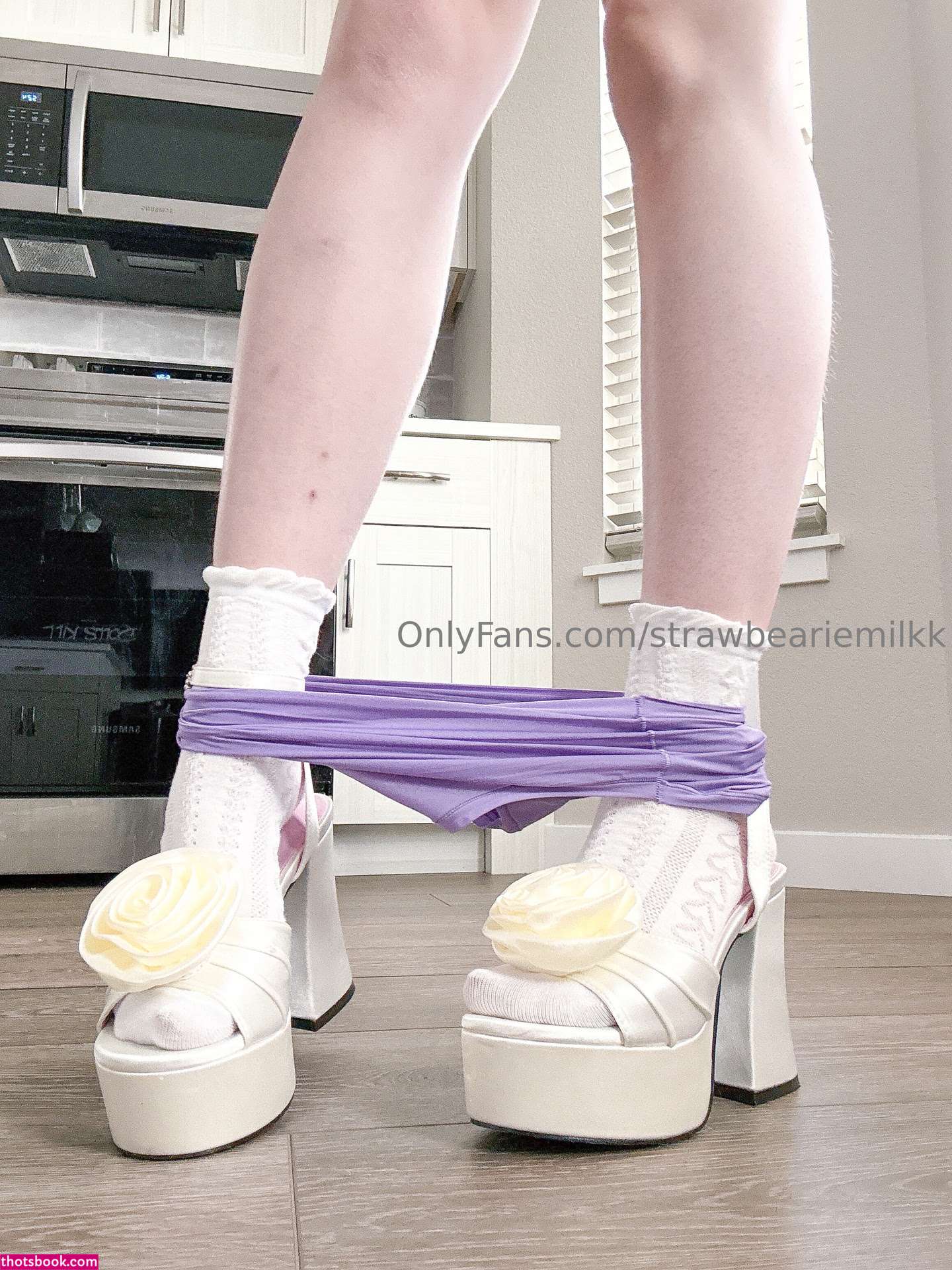 Strawbeariemilkk Photo #98