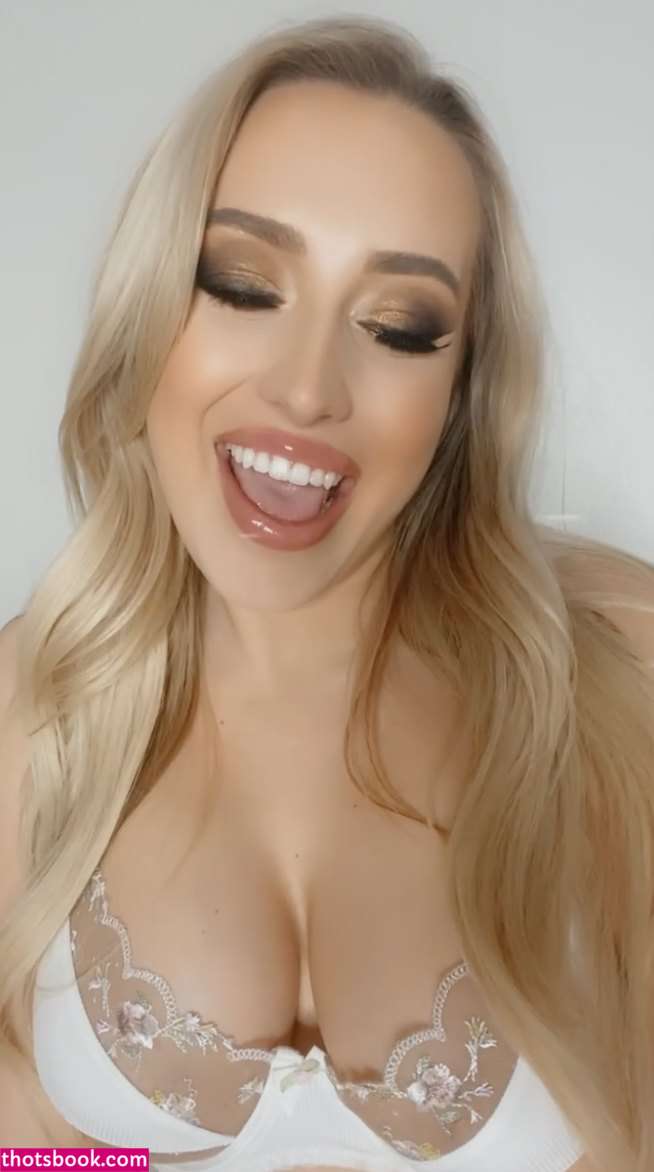 Jessie Sims Photo #49