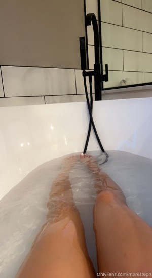 Stephanie Pappas Photo #154