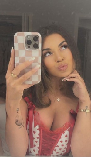 Stephanie Pappas Photo #180