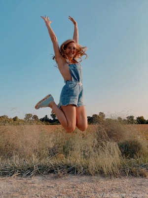 Molly Pills Photo #67