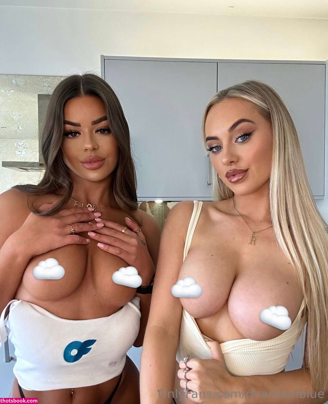 Rhiannon Blue Photo #476