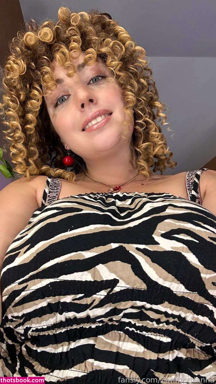 Hanna Zimmer Photo #97