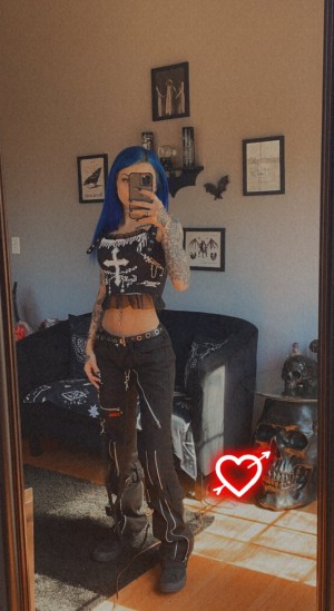 Justine Schiavone Post #12