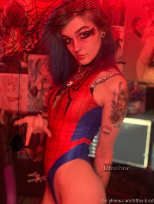 lilfoxibrat Photo #2