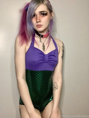 lilfoxibrat Photo #20