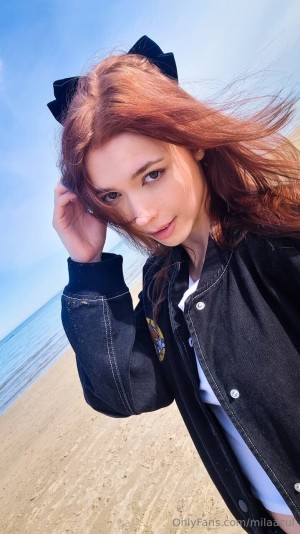 Mila Azul Photo #1055