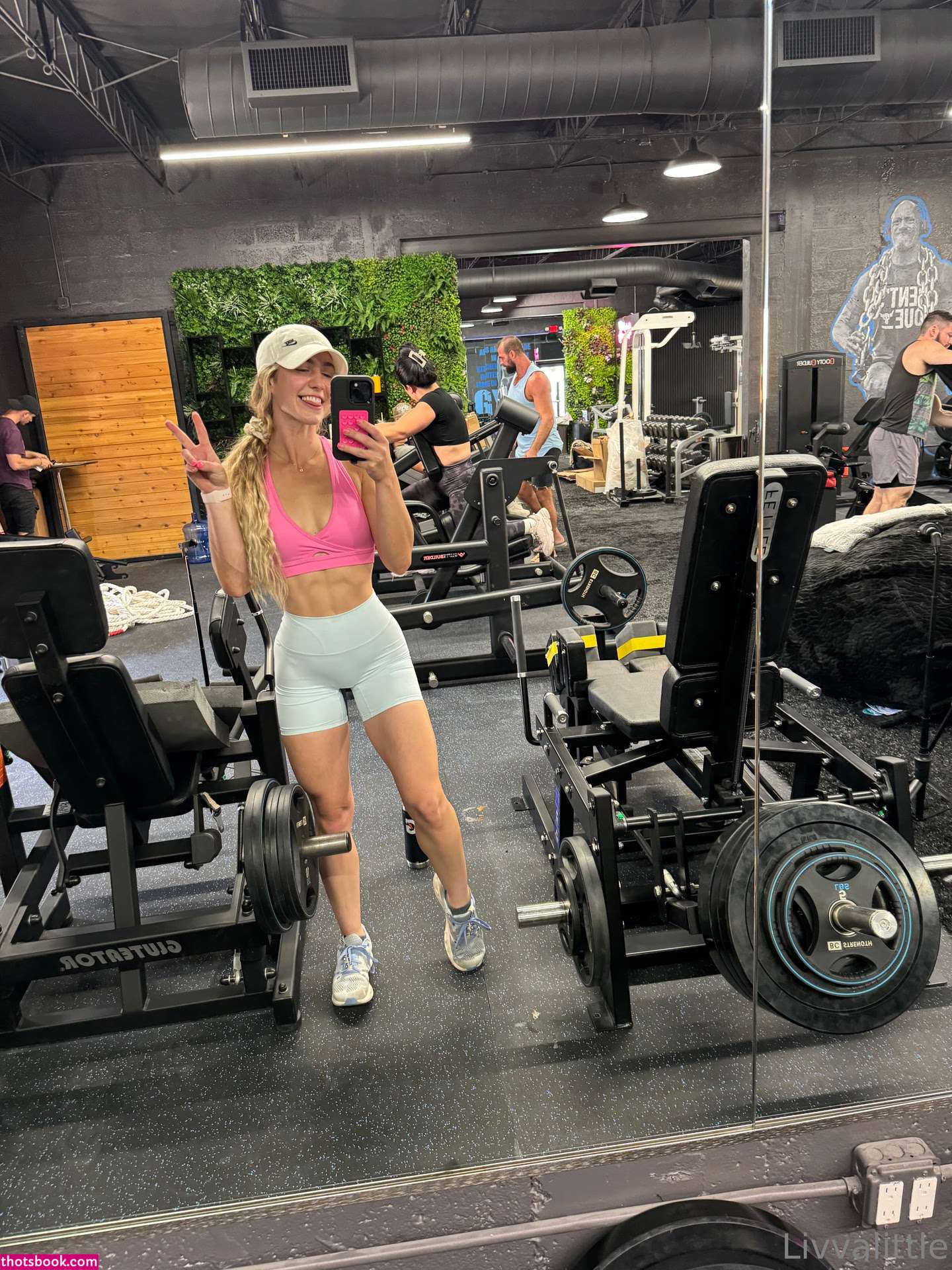 Livvalittle Photo #370