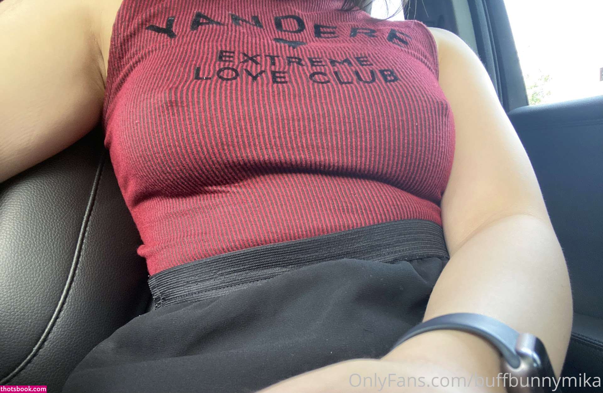 womanwearingred Photo #100