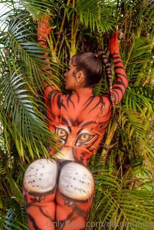 Diana Maux Photo #58