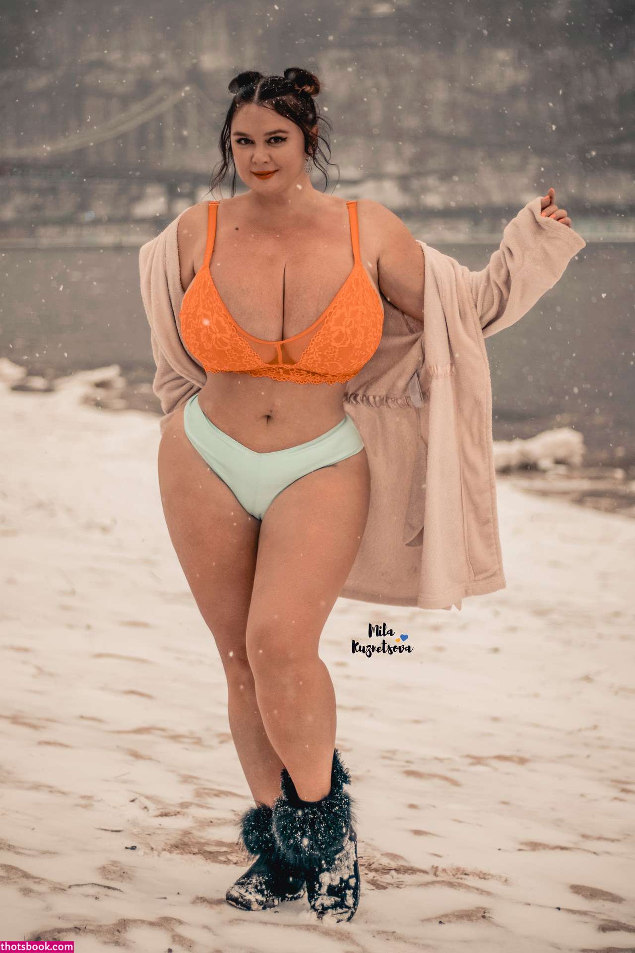 Mila Kuznetsova Photo #24