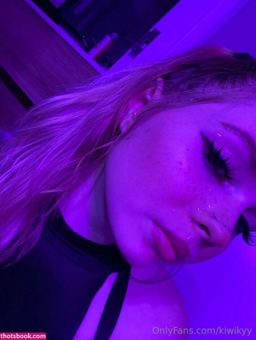 kiwikyy Photo #11
