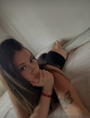 lillianaflores Photo #2