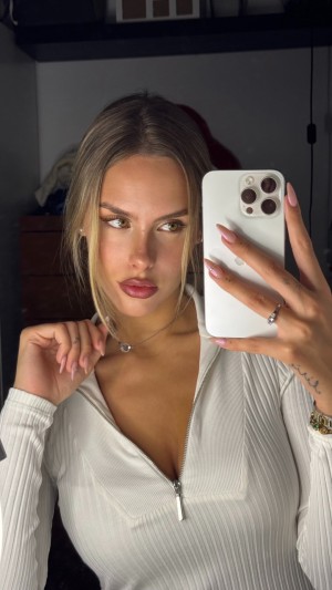 Elisa Pellegrino Post #2