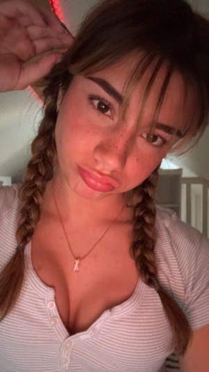 Mikayla Campinos Photo #23