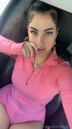 janettelmao Photo #9