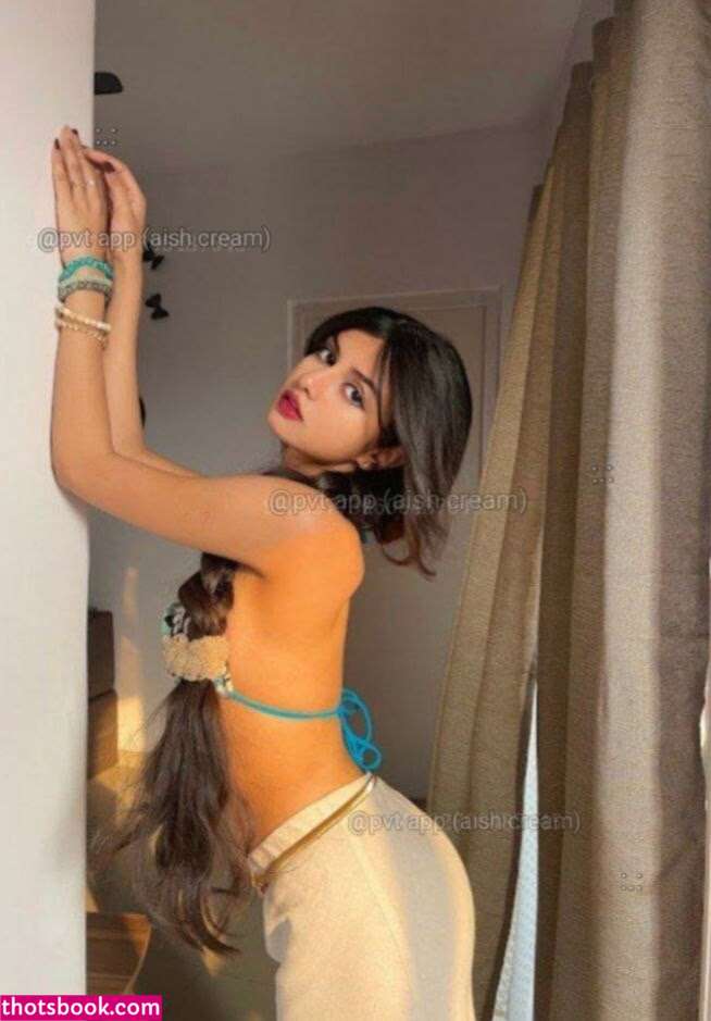 Aishwarya Harishankar Photo #14