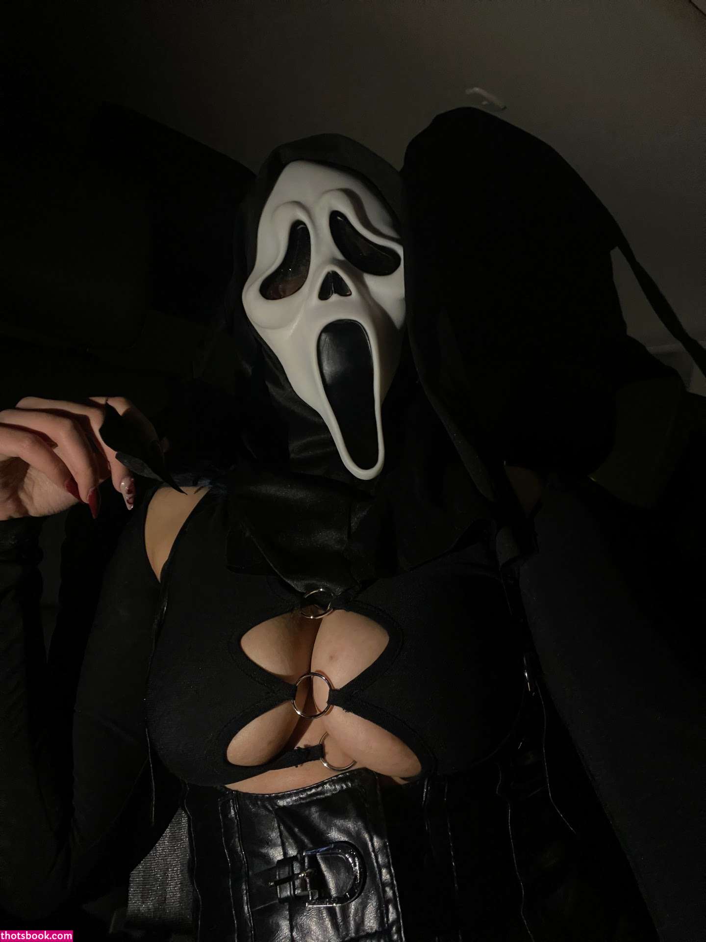 Dhawani Chugh Photo #2