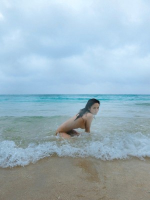 Eimi Photo #15