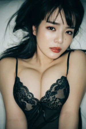 Eimi Photo #33