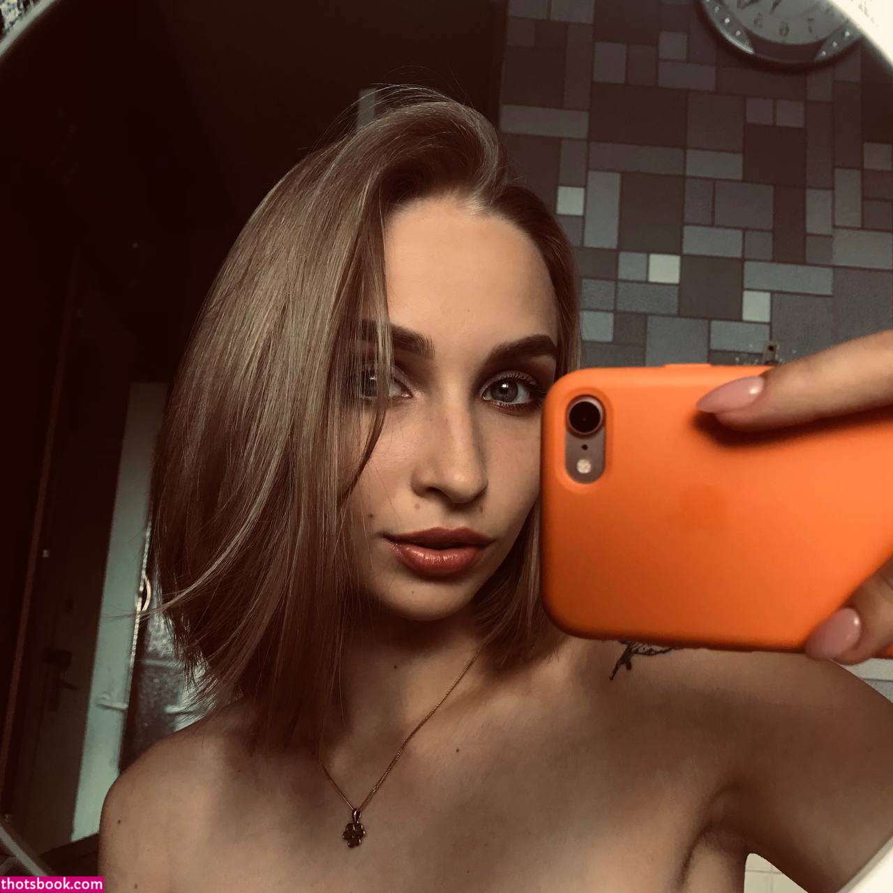 M Ykvchk Photo #12
