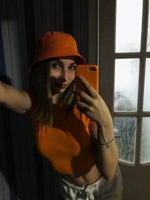 M Ykvchk Photo #16
