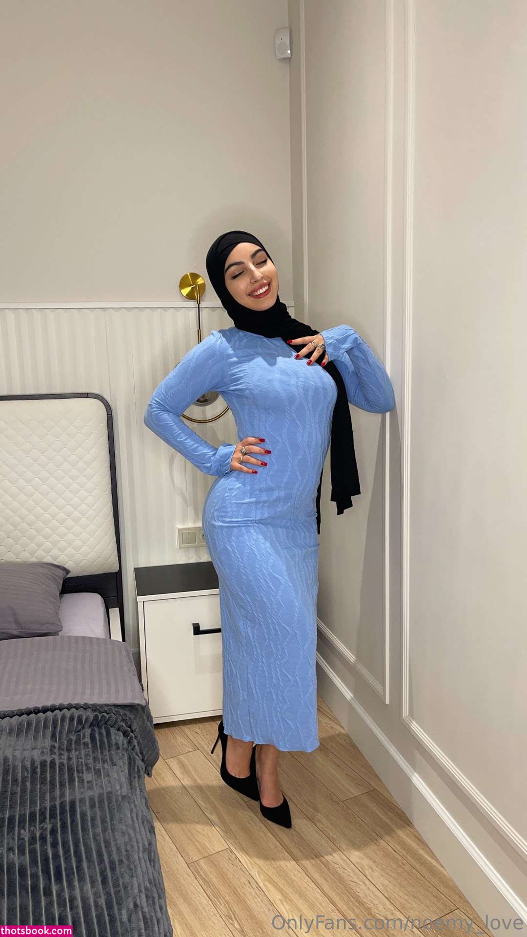 Noemy Love Photo #26